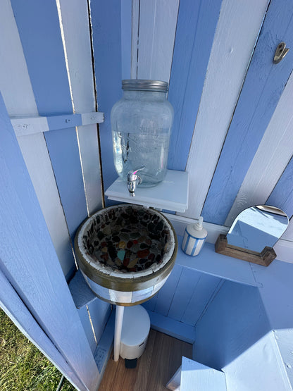 Ponyhygge & overnatning i luksustelt på Møn